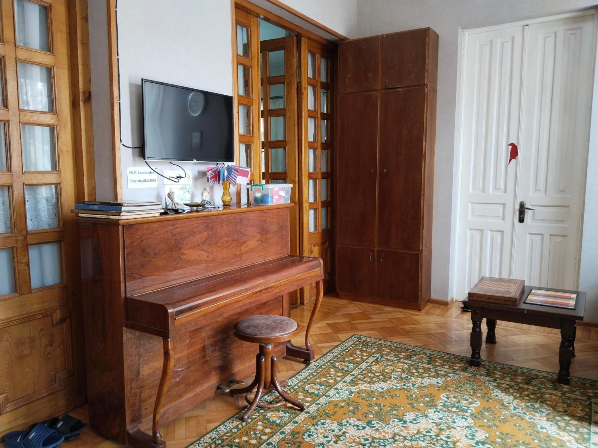 Tilda&Matilda Bed & Breakfast Kutaisi Exterior foto